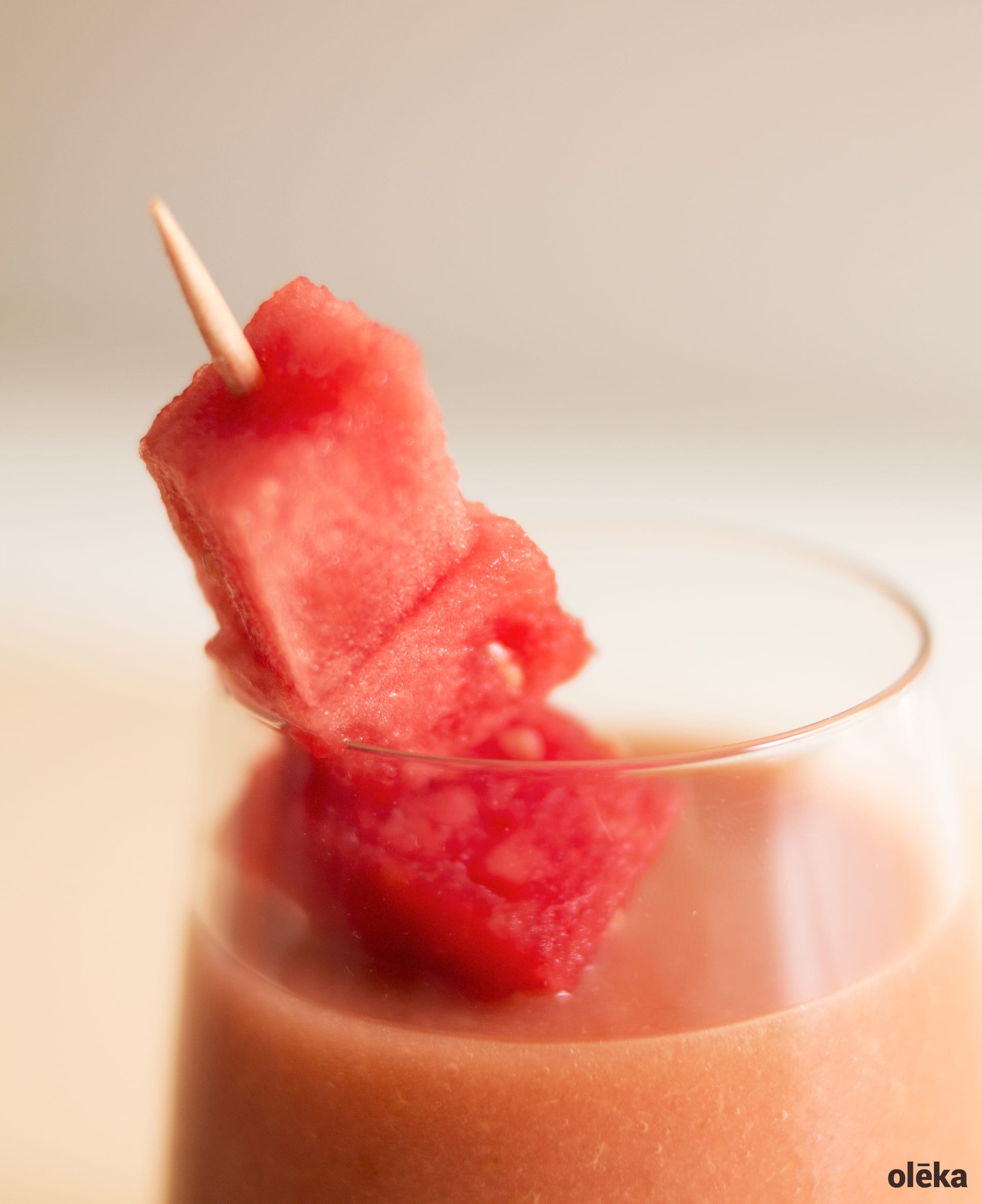 smoothie de sandia, platano y albaricoque